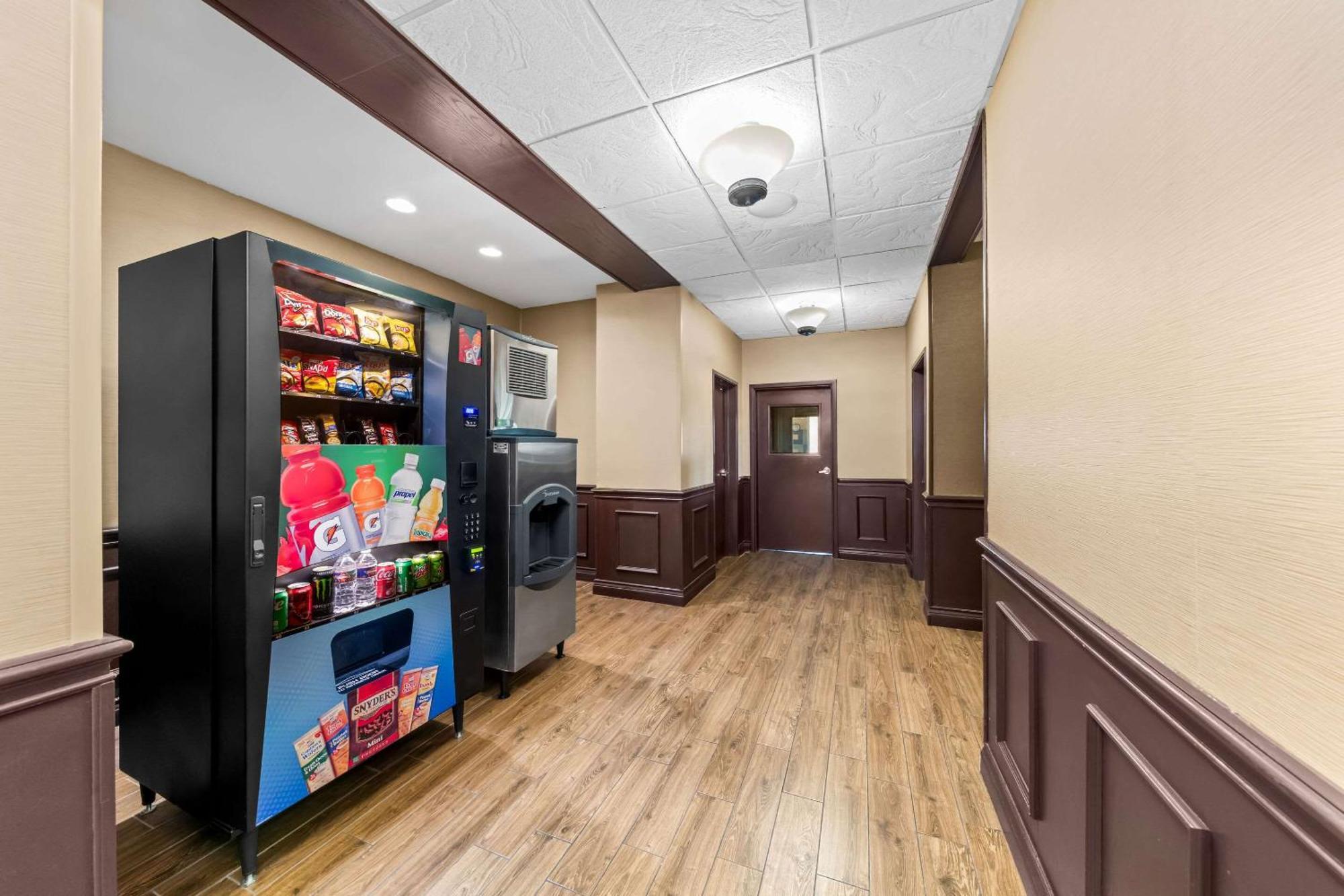 Comfort Inn & Suites Near Lake Lewisville Corinth Luaran gambar
