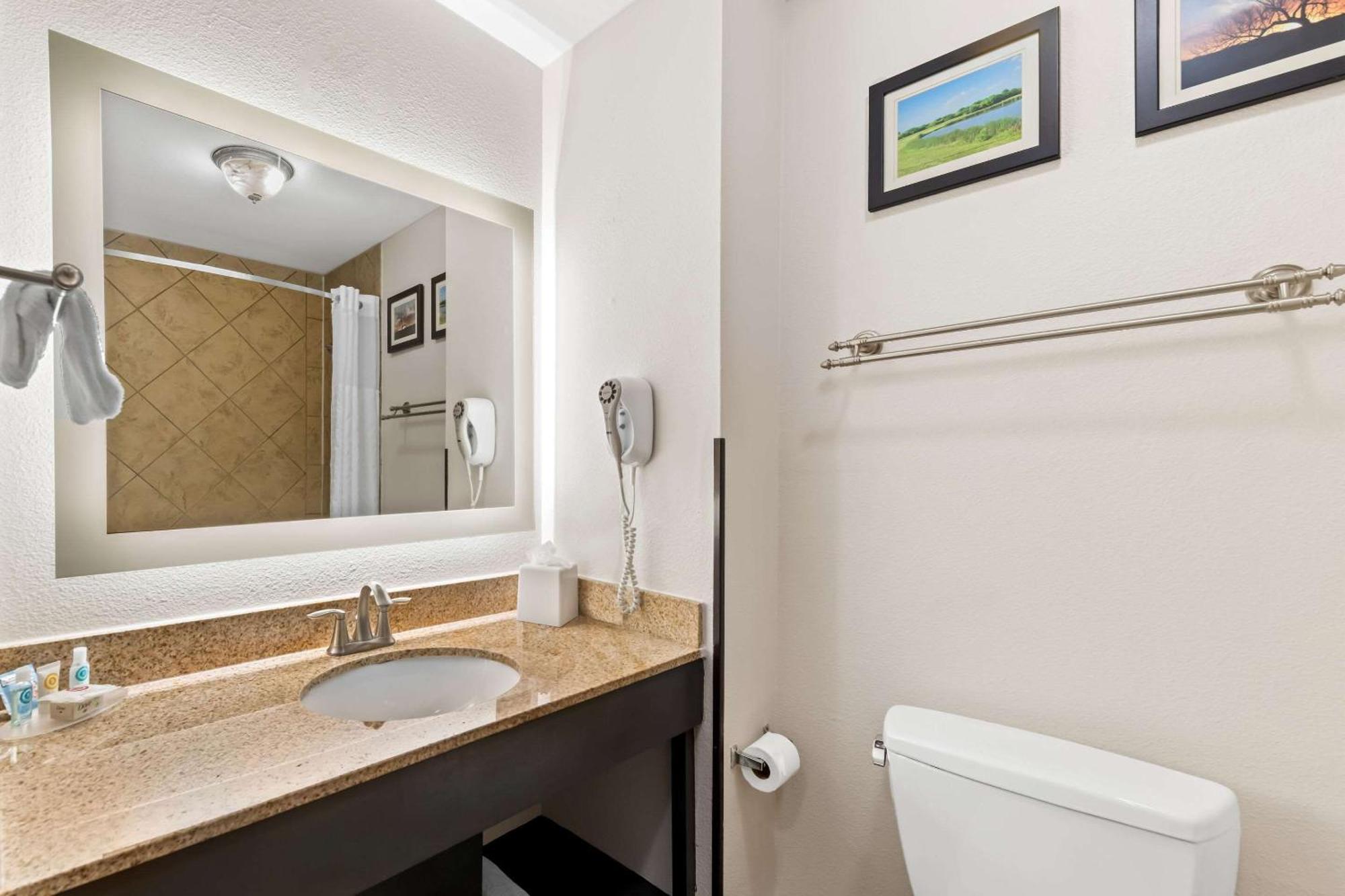 Comfort Inn & Suites Near Lake Lewisville Corinth Luaran gambar